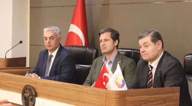 CHP İZMİR MİLLETVEKİLİ ADAYI DENİZ YÜCEL, BERTO'YU ZİYARET ETTİ