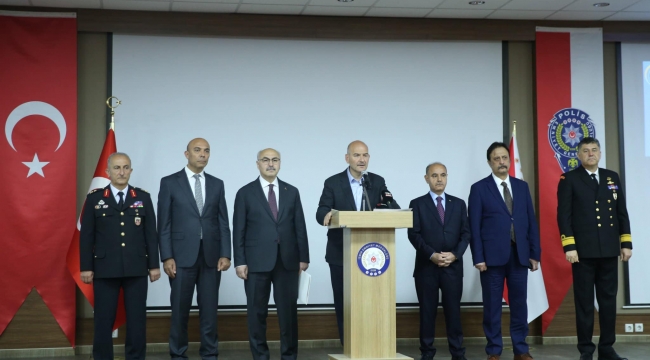 İzmir'de 'Kökünü Kurutma Operasyonu