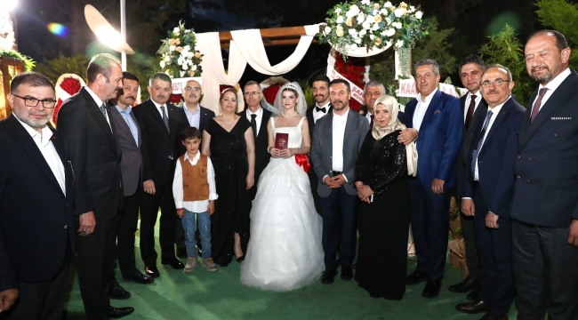 İzmir Protokolü Bu Düğünde Buluştu