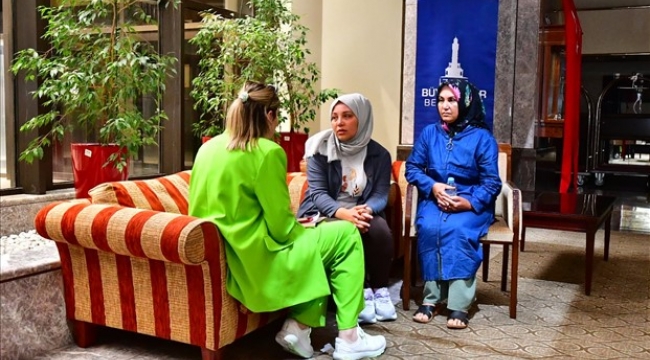 Minik depremzede Öykü tedavi için Kahramanmaraş'tan İzmir'e getirildi