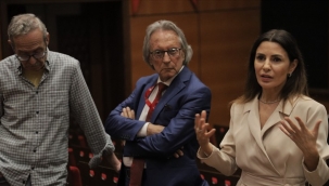 3. İzmir Uluslararası Film ve Müzik Festivali'nde Zuhal Olcay'dan unutulmaz konser