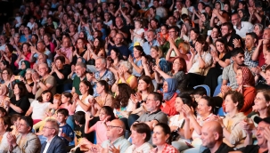 Aliağa Belediyesi Sanatevi THM Korosundan Türkü Şöleni