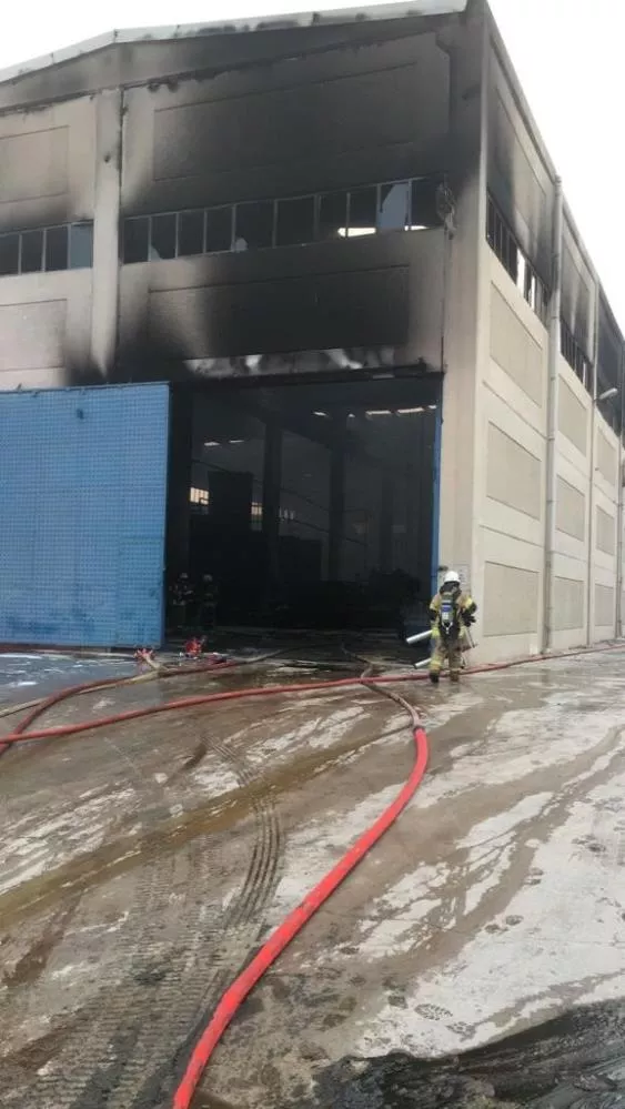 Aliağa'da Yağ Fabrikasında Yangın Çıktı