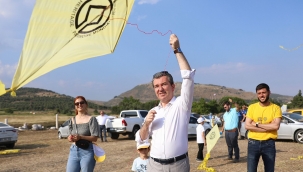 Bergama UNESCO'ya girişinin 9. yılını uçurtmalarla kutladı