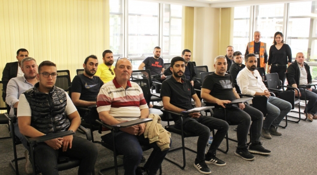 BERTO'DA "EMLAK DANIŞMANI" MESLEKİ YETERLİLİK BELGESİ SINAVI YAPILDI