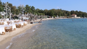 Foça Plajları Mavi Bayraklarını Aldı