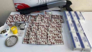 İzmir'de vatandaşın ihbar ettiği evden uyuşturucu çıktı