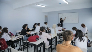 Kınık Belediyesinden Havuz Dershanesi 