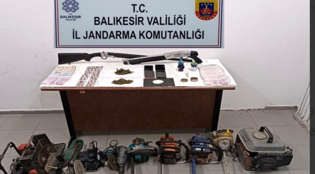 Balıkesir'de jandarmadan uyuşturucu operasyonu