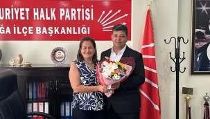 CHP Aliağa İlçe Başkanlığı'nda devir teslim töreni: Ali Serçe görevini devraldı