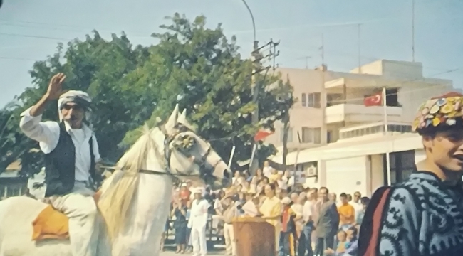 FOÇA ANAHTAR FİLM GÜNLERİNİN YILDIZI SON FAYTONCU KARANFİLLİ DOĞAN