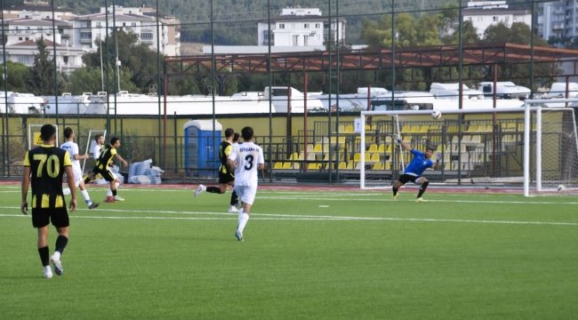  Hazırlık Maçında Aliağaspor FK  Bergama FK 2-1 yendi  
