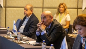 Soyer: "İzmir çeşitli renklerin, sayısız nefesin gücünü taşıyor"