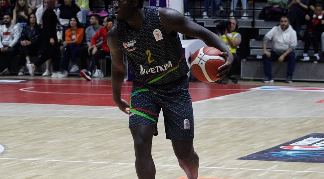 Aliağa Petkimspor sezonun İlk deplasman galibiyetini aldı
