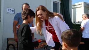 Dokuz Eylül'den Malatya ve Hatay'a moral ziyareti