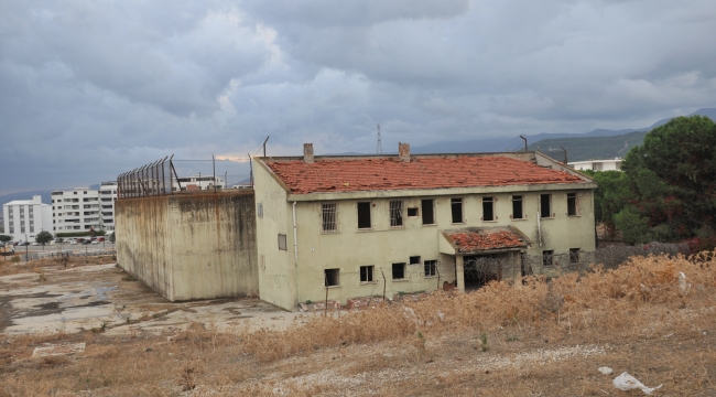 Aliağa Eski Kapalı Cezaevi Yıkılacak