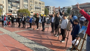  Aliağa Ülkü Ocakları İlçe Başkanlığı´ndan Atatürk´ Konulu Resim Sergisi