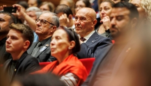 Soyer: "Cumhuriyete, Atatürk'e sahip çıkmamız lazım"