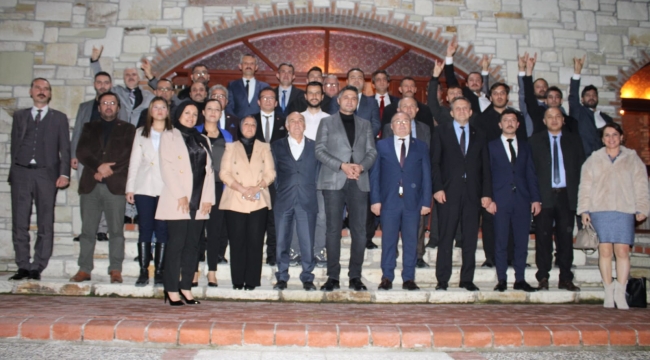 Aliağa'da MHP'den Birlik Ve Dayanışma Yemeği