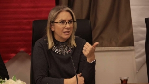 "İzmirliler seni salona değil kapının önüne koyacaklar"