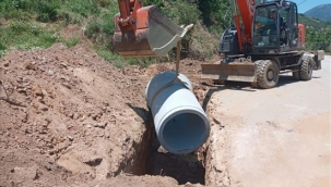 Kiraz'da derelerden 4 bin 320 ton atık çıkarıldı