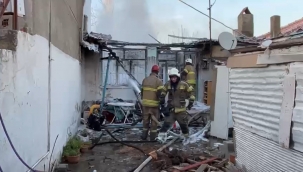 Aliağa'da müstakil ev yangını