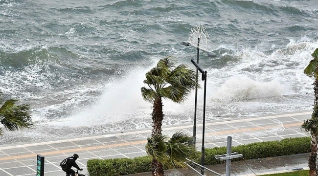 İzmir'de şiddetli lodos uyarısı