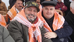 AK Parti'de Hüsnü Şenlendirici sürprizi