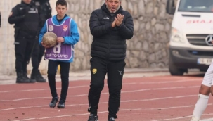 Aliağa Spor FK teknik direktör Hakan Sapçı ile yollarını ayırdı!