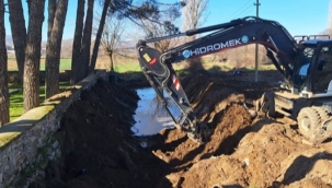 MASKİ'den Gökçeören Mahallesinde dere temizliği