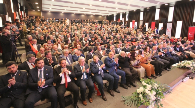 Saadet Partisi, İzmir Adaylarını Tanıttı