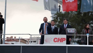 CHP Lideri Özel: "İzmir'de büyük bir dönüşümü hep beraber başlatıyoruz"