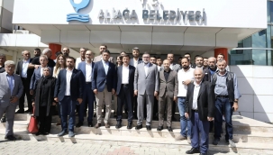 AK Parti Heyeti Serkan Acar'a Hayırlı Olsun Ziyaretinde Bulundu