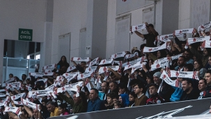  Aliağa Petkimspor, Lider A. Efes'e Konuk Oluyor