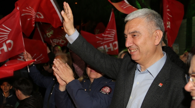 İzmir'de 8 Kadın Belediye Başkanı Seçildi: 25 İlçenin Belediye Başkanı Değişti