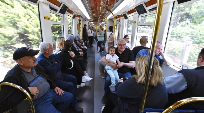 1 milyar 400 milyon yolcu taşındı