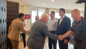 Aliağa'da Bayramlaşma Merasimi ve Şehitlik Ziyareti