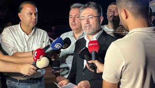 Bakan Yumaklı: "İzmir Menderes'teki çıkan yangın hobi bahçesinden çıktı"