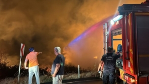 Manisa Akhisar'da korkutan yangın kontrol altında