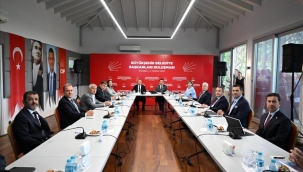 Başkan Tugay CHP'li Büyükşehir Belediye Başkanları buluşmasına katıldı