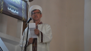 İmam Hatip Recep Uğraşkan'a 35. Kan Bağışında Altın Madalya