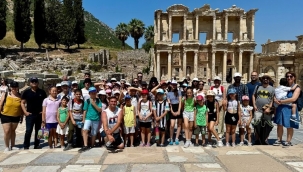 TEGV öğrencilerine özel tarih turu