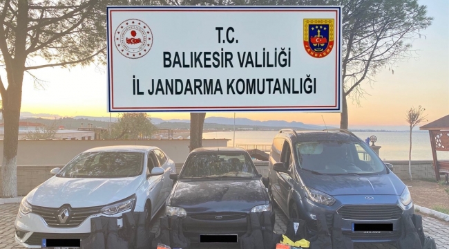 Ayvalık'ta 22 Göçmen 3 Organizatör Jandarmadan Kaçamadı