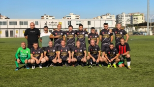 Candarlı Kale Masterler, Hazırlık Maçında Aliağa Akıncılar'ı 4-2 Mağlup Etti