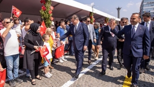 İzmir'de 30 Ağustos Zafer Bayramı kutlamaları başladı