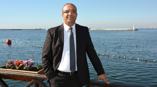 İzmir'de Kentsel Dönüşüm Hemen Başlamalı!