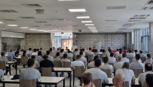 Petrol-İş Genel Başkanı Süleyman Akyüz, Aliağa'da Üyeler ve İşverenlerle Bir Araya Geldi