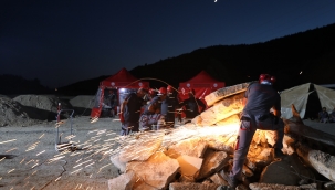 Seferihisar Belediyesi'nden gerçeği aratmayan deprem tatbikat