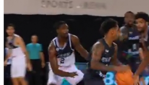 Aliağa Petkimspor , PAOK'u Mağlup Ederek FIBA Şampiyonlar Ligi'ne Katılma Hakkı Kazandı