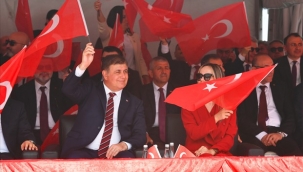 "İzmir'in dağlarında her daim çiçekler açtıracağımıza söz veriyorum"